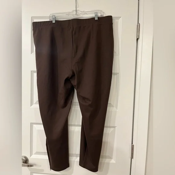 NWT Universal Standard Brown Ponte Pants with Ankle Zippers, Size L (22/24) - Picture 8 of 8